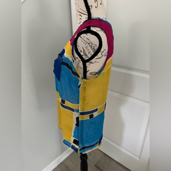 Miss Sasa colorful semi-sheer sleeveless blouse, size medium. - Picture 5 of 8